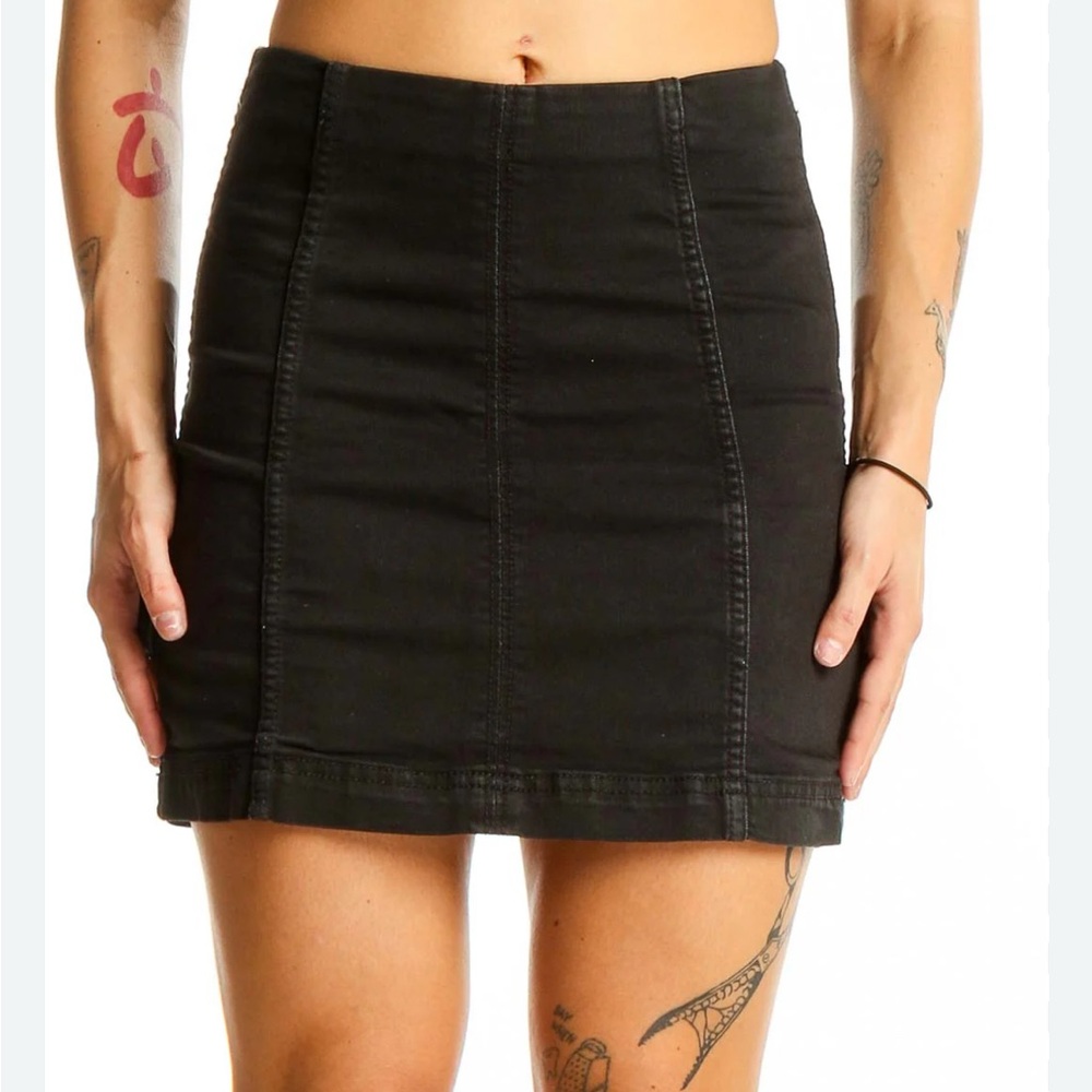 Free People Classic Black Denim Skirt size 6
